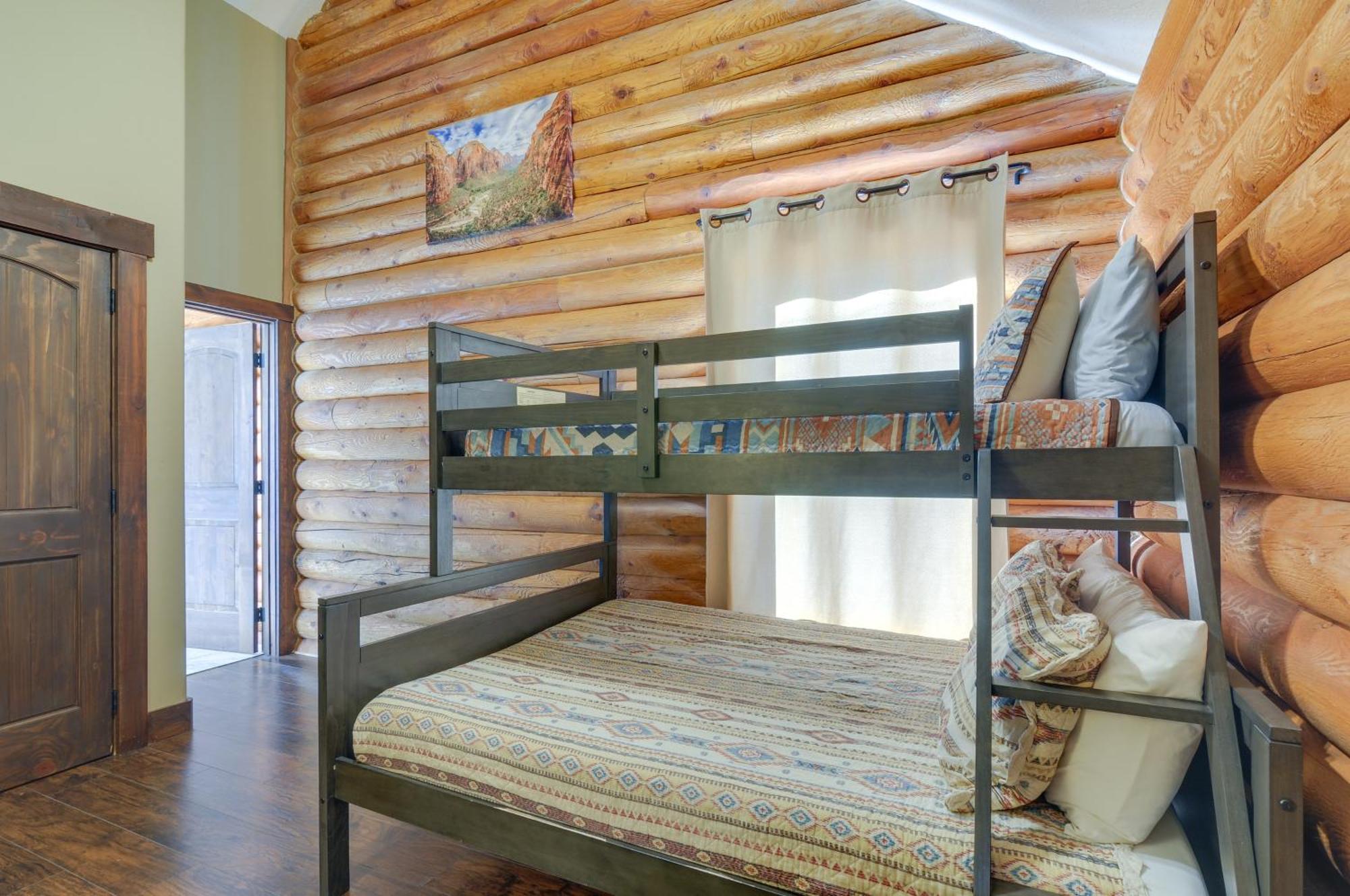 קנב The Cliffrose Cabin - Hike, Relax, Explore! מראה חיצוני תמונה